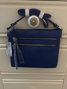 NWT BRENTANO Vegan Multi-Zipper Crossbody Handbag Navy w/ Gold Hardware